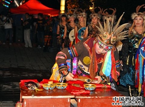 少數(shù)民族鄂倫春族婚禮酒文化
