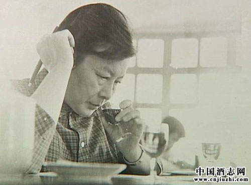 1952һȫuƕ