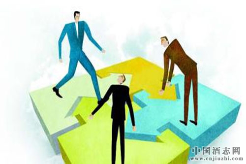 全國人大代表、華澤吳向東:2016仍是白酒行業(yè)調(diào)整之年