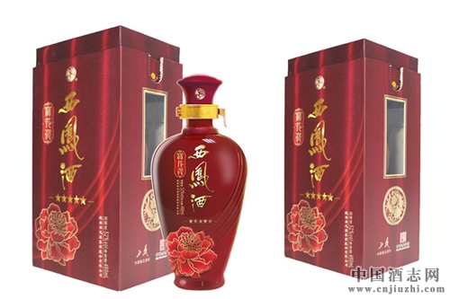 西鳳酒推出女性專(zhuān)屬情感酒“花伴”