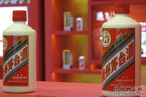 茅臺飛天酒零售價(jià)紅線上調(diào):1299元變1499元